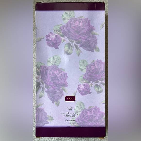 Barbie Special Edition Hallmark Holiday Traditions Collector Series (1996) - Picture 4 of 7